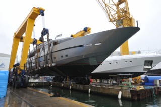 111 superyacht - 7th 40 Alloy yacht launched by Sanlorenzo.png